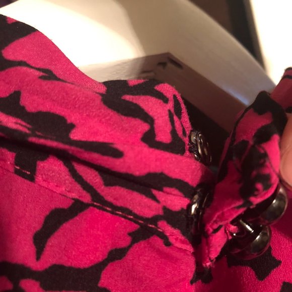 Anne Klein Tank Top Blouse - Picture 7 of 7